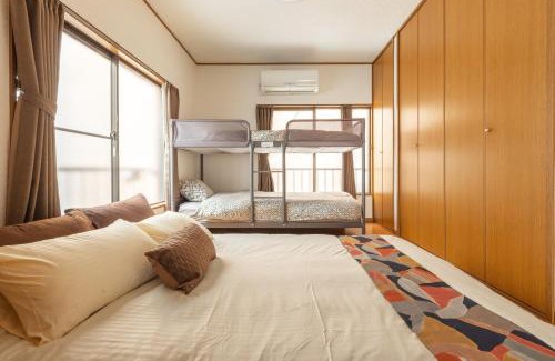 Honkomagome House | KiraKira House Elegant 3BR on Yamanote Line