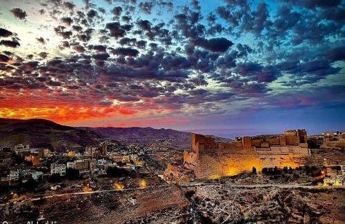 Al-Karak House | kirakoupolis House & Restaurant