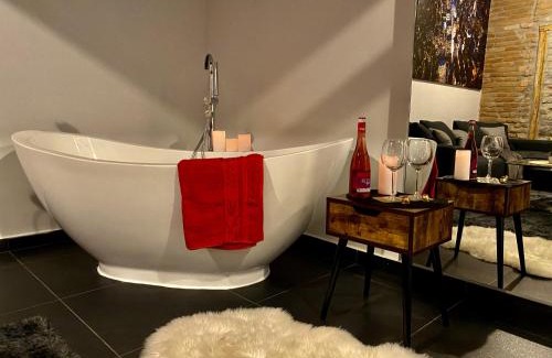 Erzsebetvaros Apartment | Kiraly street , Stylish Apartment