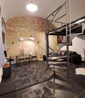 Erzsebetvaros Apartment | Kiraly street , Stylish Apartment