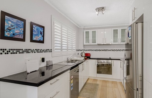 Coolangatta Apartment | Kirra Beachside - Central Kirra - Min. 3 Night Stays!