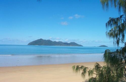 Wongaling Beach Apartment | Kirrama 4