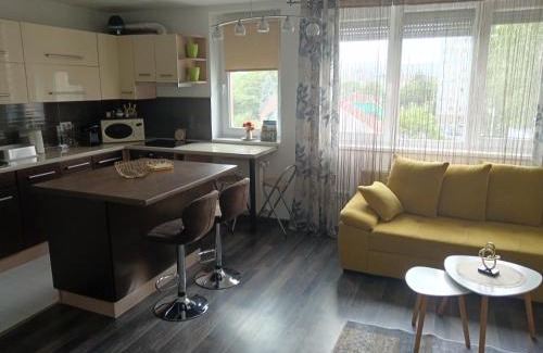 Miskolc Apartment | Kis-Hunyad Apartman