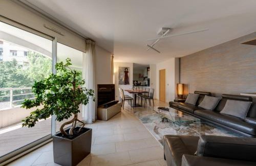 Annecy Apartment | Kiss Cool - 2 bedroom apartment with terrace and garage