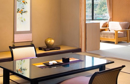 Yamanakaonsen Higashimachi House | Kissho Yamanaka