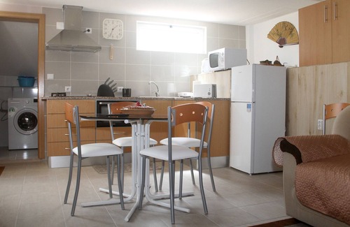 Alcobaca Villa | KITCHENETTE-``O NINHO`` (-COMODITY AND WELL-BEING-)