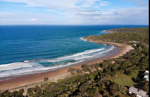 Agnes Water House | Kitesurf 1770 Beach House Stay and Investment Opportunity