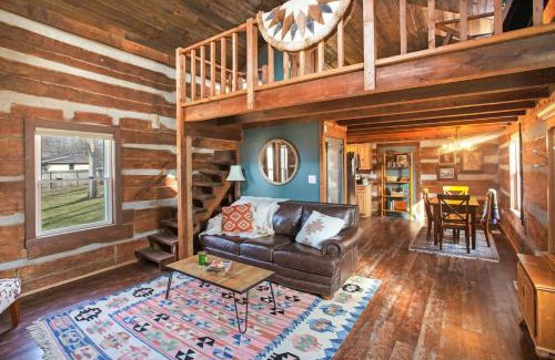 Indianapolis House | Kit’s Cabin Log Cabin Retreat in Indianapolis