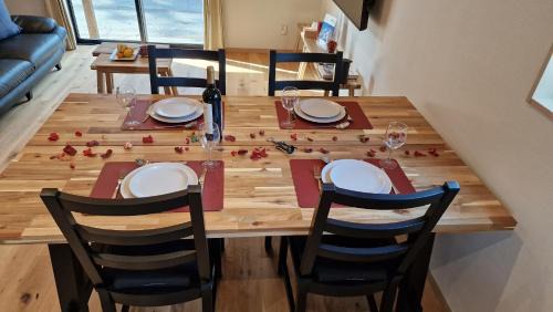 Hokujo Ski Chalet | Kitsune Cottages