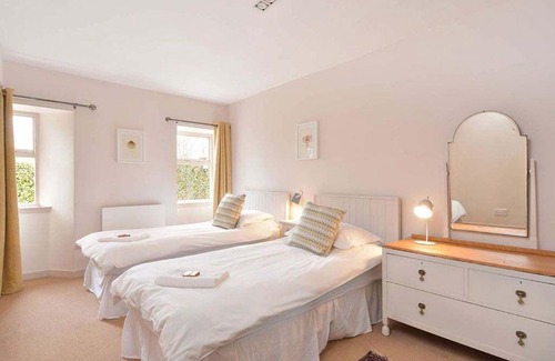 St. Andrews House | Kittocks Muir