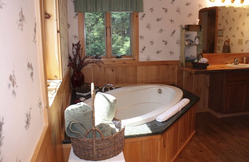 Saranac Lake Bed & Breakfast | Kiwassa Lake Bed & Breakfast