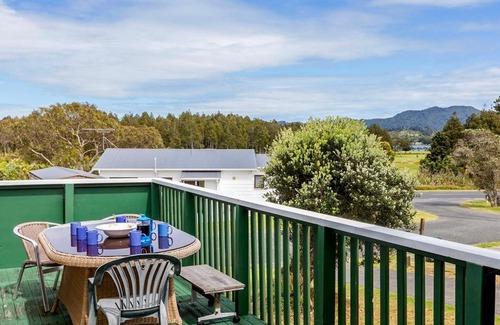 Omaha House | Kiwi Bach at Omaha - Omaha Holiday Home