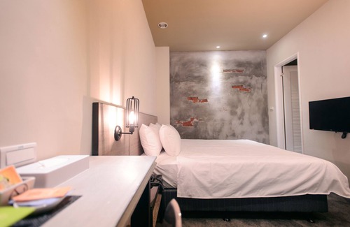 West District Hotel | Kiwi Express Hotel - Taichung Station Branch II
