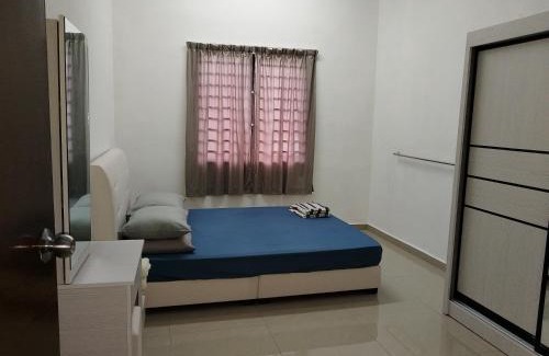 Johor House | KJS Homestay, Layang-Layang, Johor