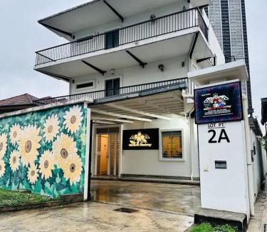 Kuala Lumpur Villa | KL 5KM MidValley Karaoke Bungalow38Pax 20Cars