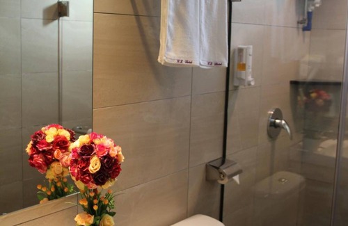 Victoria Hotel | KL Hotel