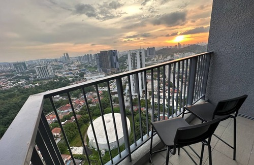 Kuala Lumpur Apartment | KL Urban Escape