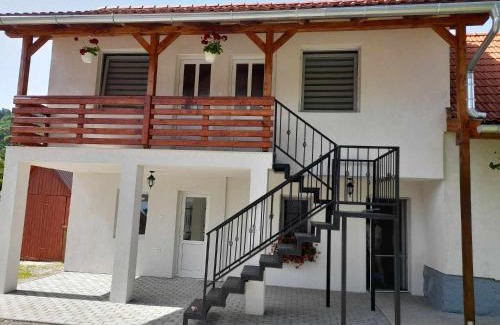 Praid House | Klarissz Vendèghàz