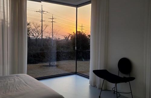 Hallim House | Kleinblue stay