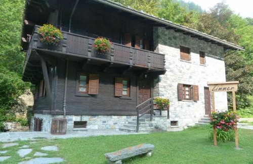 Gressoney-Saint-Jean House | Kleine