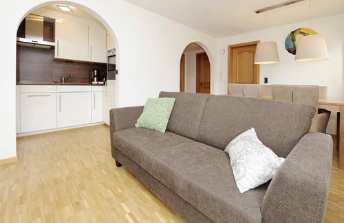 Tschagguns Apartment | Kleiner Turm 2 ist Eine Ruhige Ferienwohnung mit Terasse und Ausblick