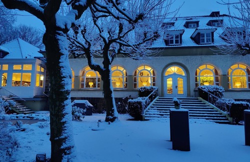 Heiligenhaus Hotel | Kleines Appartement im Waldhotel