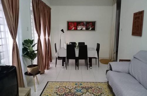 Sepang House | KLIA Homestay Ummie