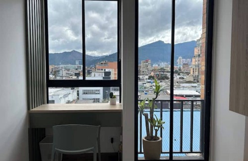 Barrios Unidos Apartment | Klik Building Apartment in La Castellana, Bogota