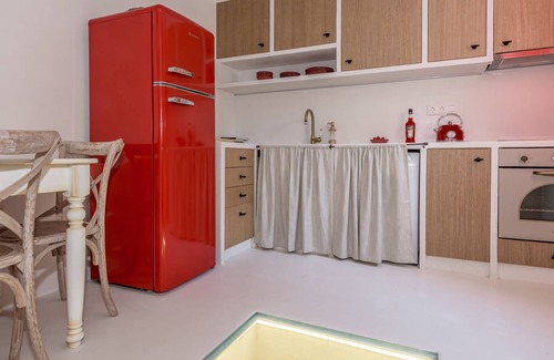 Tripiti House | KLIMA BAY Beachfront Boutique Houses (Red)