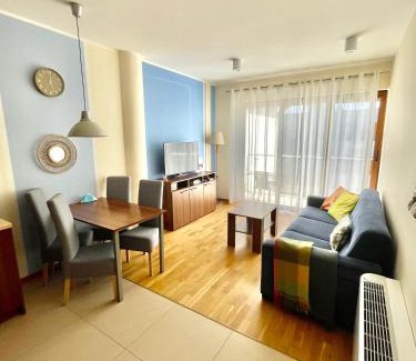 Jastrzebia Gora Apartment | Klimatyzowany apartament z basenem i garażem Willa 4 Pory Roku