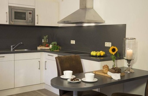 Stolpe Apartment | Knappe Gerhard WF-41 - Comfortable vacation apartment west wing Knappe Gerhard with