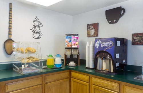 Athens Hotel | Knights Inn Athens