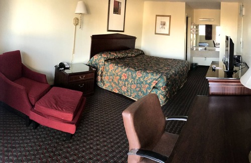 Gracewood Hotel | Knights Inn Augusta at Deans Bridge Rd