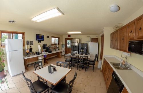Chanute Hotel | Knights Inn Chanute