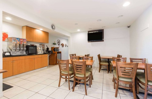 Allison Hotel | Knights Inn Gallup at 3208 W Hwy 66