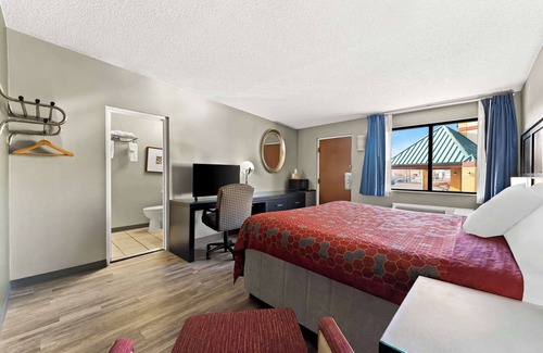 North Wales Hotel | Knights Inn Montgomeryville