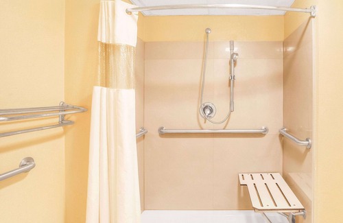 Mount Laurel Hotel | Knights Inn Mount Laurel