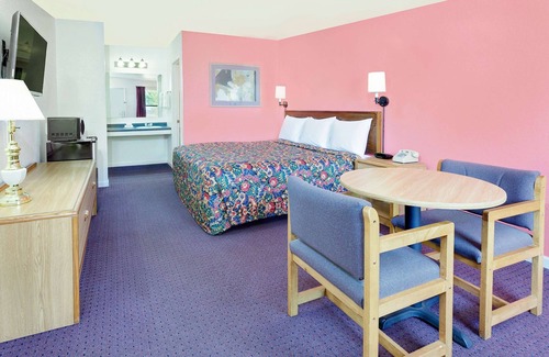Muskogee Hotel | Knights Inn Muskogee