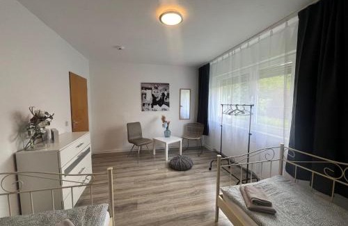 Ockershausen Apartment | KnocksCasa4You EG Monteurwohnung in Marburg
