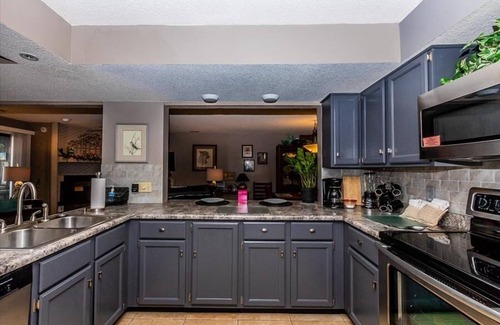 Osage Beach Condo | Knolls 1422 in Outstanding panoramic view of the lake's main channel!