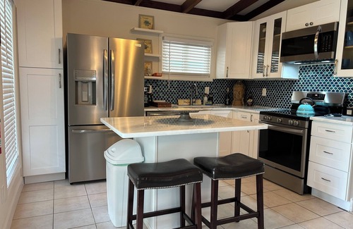 Indian Rocks Beach House | “Knot on the Clock" is a quintessential beach bungalow full of charm. BTR#1735
