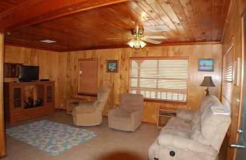 Port Mansfield Condo | Knots Landing #1 - An Original Apartment