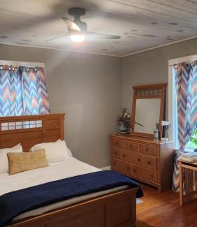 Carlisle House | KNR Beauty Living Quarters, LLC