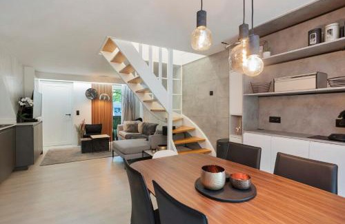 Houthalen Apartment | Knus Bos-Chalet bij Wijers Wandelroutes voor Gezinnen en Wandelaars - Fijnspar 108