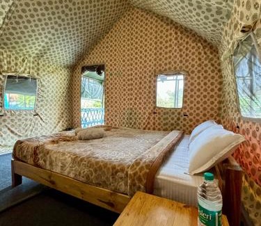 Golaghat Hotel | Kodom Bari Retreat, Kaziranga