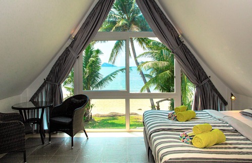 Ko Chang Villa | Koh Chang Holiday - 4 Bedrooms Beachfront Villa