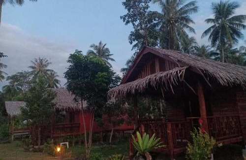 Nuea Khlong Resort | Koh Jum Freeda Resort
