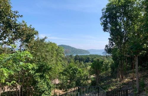 Nuea Khlong Resort | Koh Jum Paradise Resort