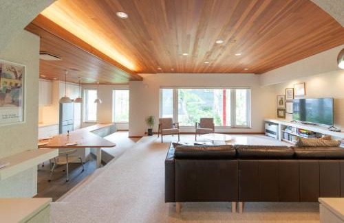 Hirafu House | Kokage