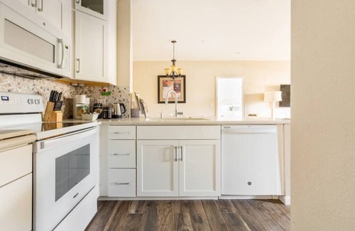Camelback East Condo | Kokopelli Kondo @ Papago Park/Camelback East